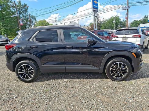 Certified 2024 Chevrolet TrailBlazer LT w/ Convenience Package AWD/4WD image 9