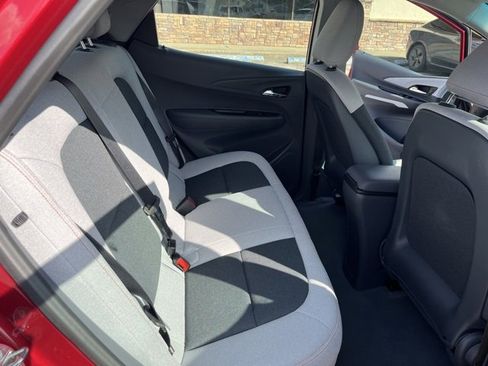 Used 2020 Chevrolet Bolt LT image 30