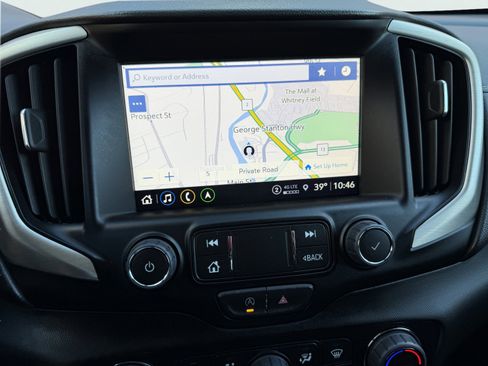 Used 2024 GMC Terrain Denali w/ Denali Premium Package image 10