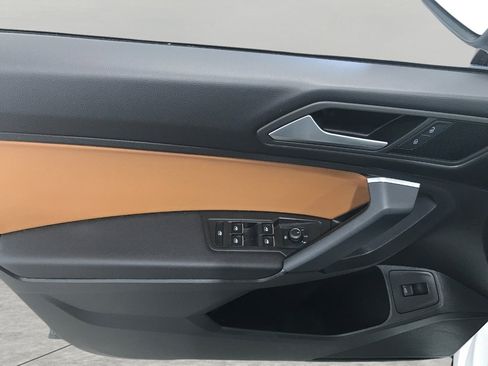 Used 2019 Volkswagen Tiguan SEL w/ 3rd Row Seat Package AWD/4WD image 30