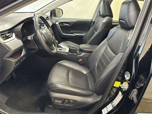 Used 2020 Toyota RAV4 Limited w/ Limited Grade Weather Package image 10