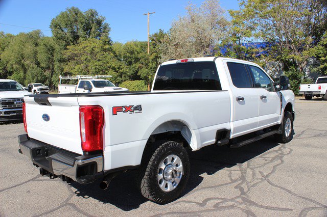 Used 2024 Ford F350 XLT w/ FX4 Off-Road Package AWD/4WD image 14