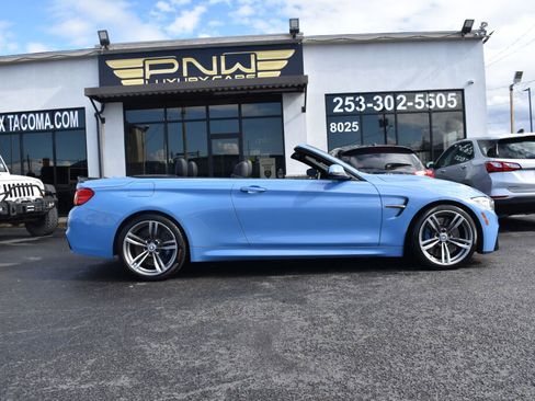 Used 2015 BMW M4 Convertible image 13