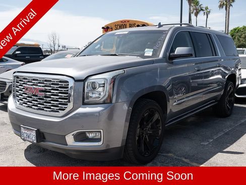 Used 2018 GMC Yukon XL Denali w/ Denali Ultimate Package RWD image 5