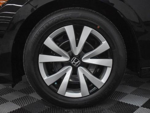 Used 2022 Honda Civic LX image 29