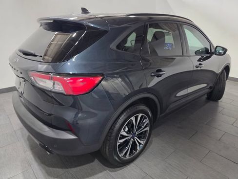 Used 2022 Ford Escape SEL w/ SEL Stealth AWD Package image 6