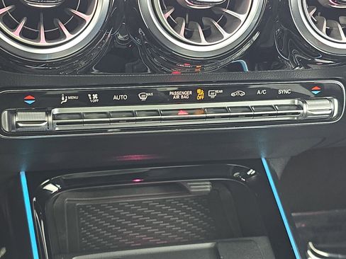 Used 2025 Mercedes-Benz GLA 250 GLA 250 image 23