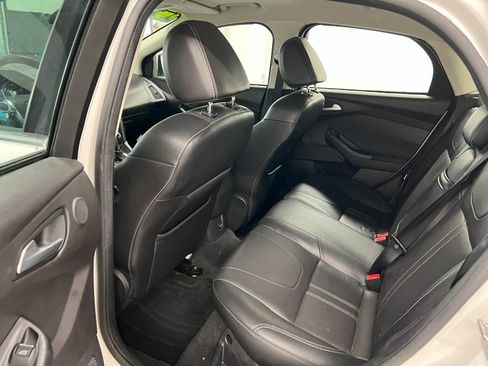 Used 2012 Ford Focus Titanium FWD image 9