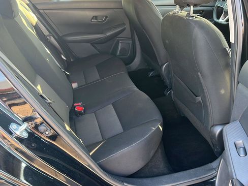 Used 2024 Nissan Sentra SV image 12