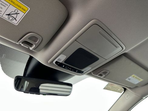 New 2025 Honda Pilot EX-L image 16