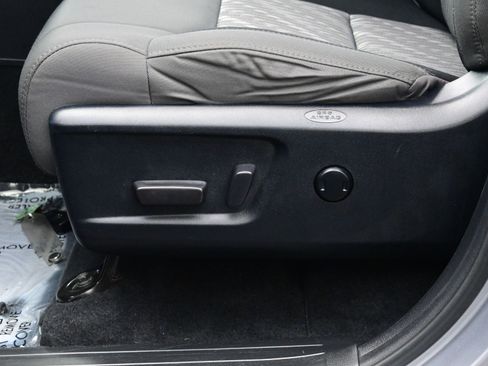 Used 2021 Toyota Tundra SR5 image 11