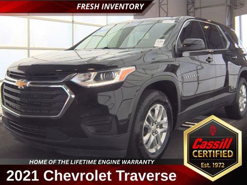 Used 2021 Chevrolet Traverse LS FWD image 1
