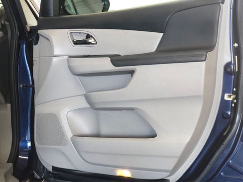 Used 2014 Honda Odyssey EX-L image 19