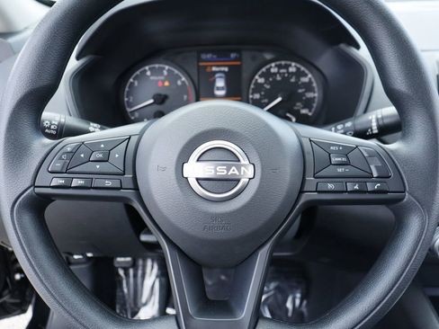 Used 2025 Nissan Altima 2.5 S FWD image 11