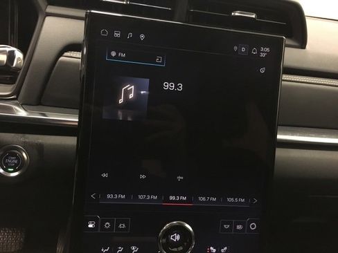 Used 2025 GMC Terrain Elevation image 21