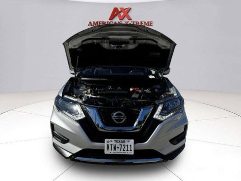 Used 2018 Nissan Rogue SV FWD image 56