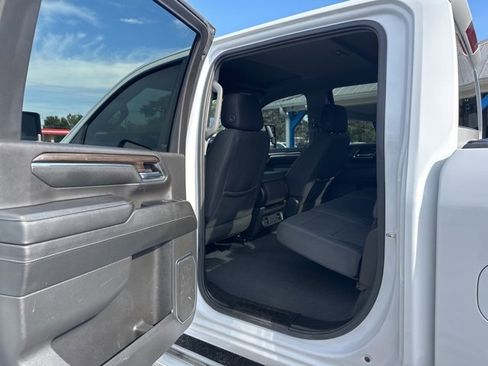 Used 2024 Chevrolet Silverado 2500 LT image 26