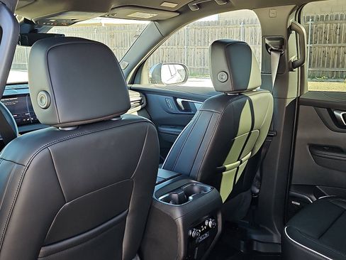 New 2026 Buick Enclave Preferred w/ Power Package image 10