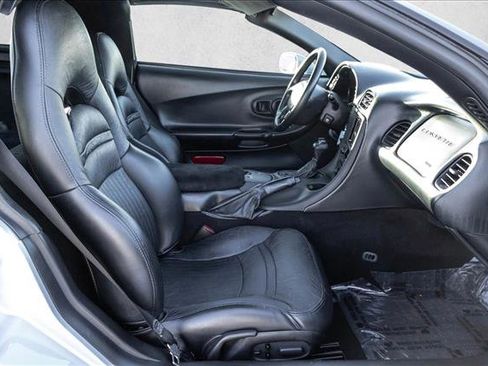 Used 2002 Chevrolet Corvette Coupe w/ Preferred Equipment Group2 image 19