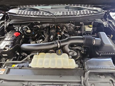 Used 2022 Ford Expedition XLT RWD image 31