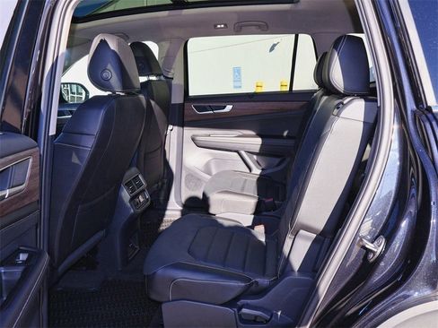 New 2026 Volkswagen Atlas SEL image 16