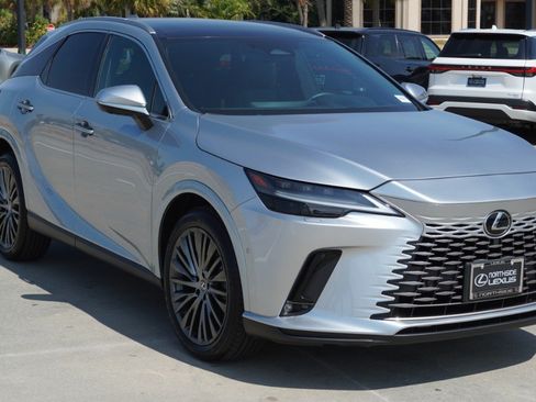Certified 2023 Lexus RX 350 FWD w/ Accessory Package (K3) image 3