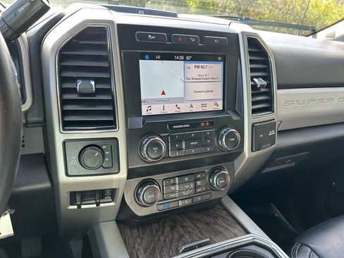 Used 2019 Ford F250 Lariat w/ Lariat Value Package AWD/4WD image 29