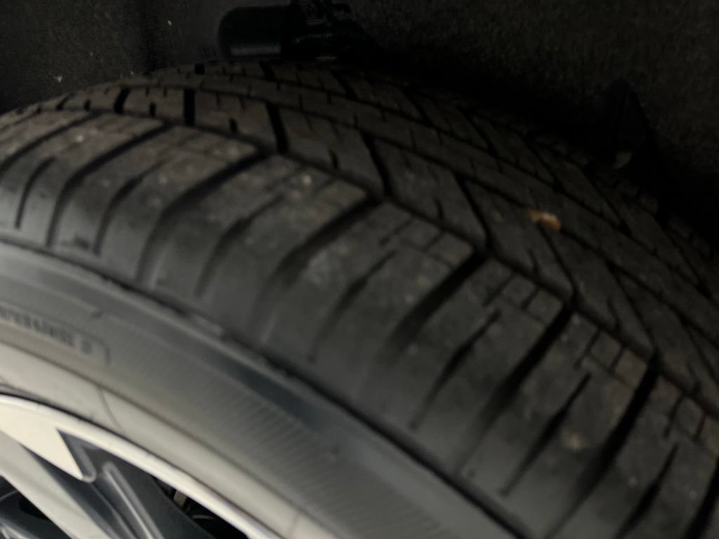 Used 2025 Nissan Rogue SV FWD image 38