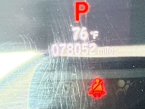 Used 2018 Honda Accord EX image 40
