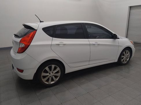 Used 2014 Hyundai Accent SE image 10
