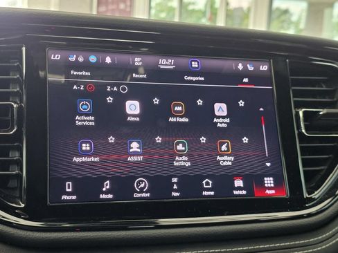Used 2021 Dodge Durango SRT Hellcat w/ Technology Group AWD/4WD image 31