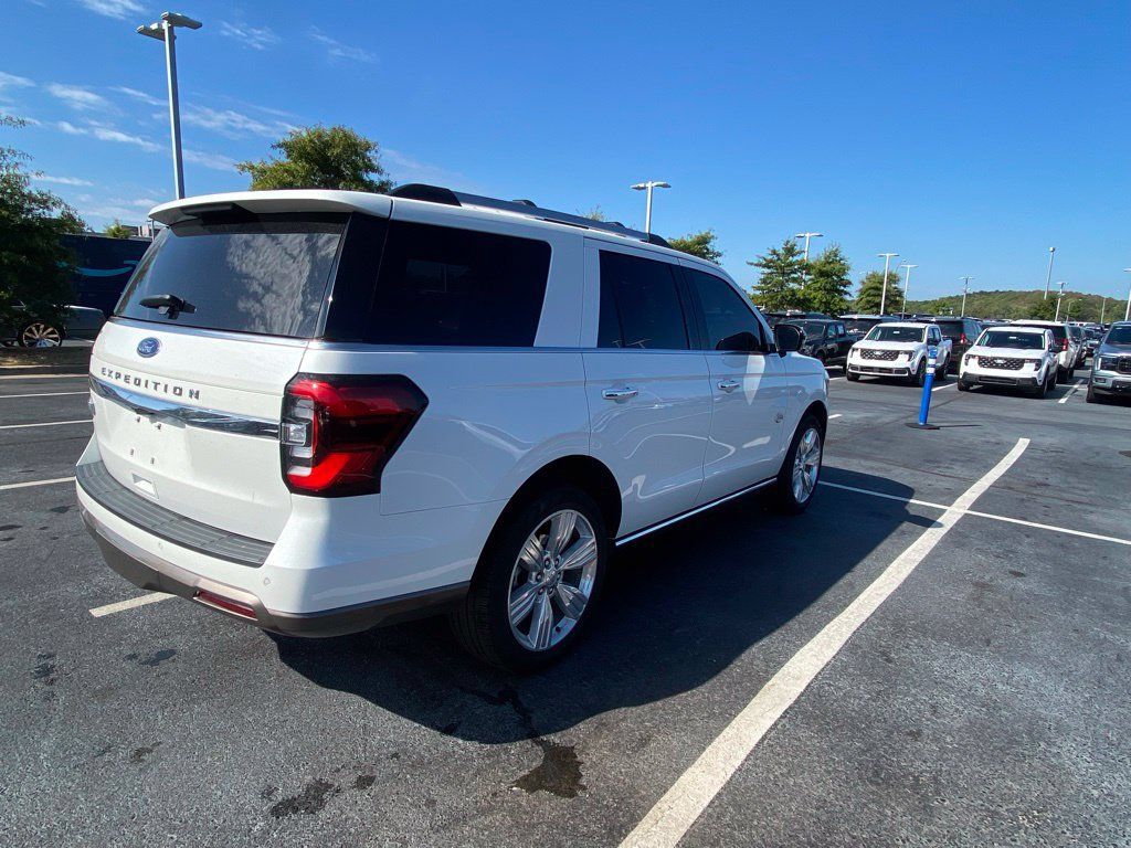 Used 2024 Ford Expedition King Ranch AWD/4WD image 7