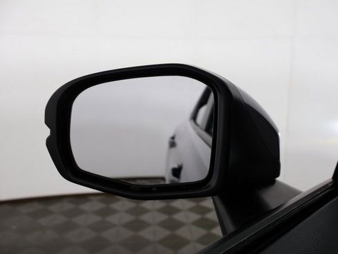 Certified 2026 Honda HR-V LX image 33
