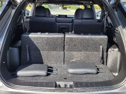 Used 2022 Mitsubishi Outlander SE image 13