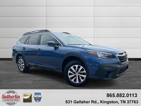 Used 2022 Subaru Outback Premium AWD/4WD image 1