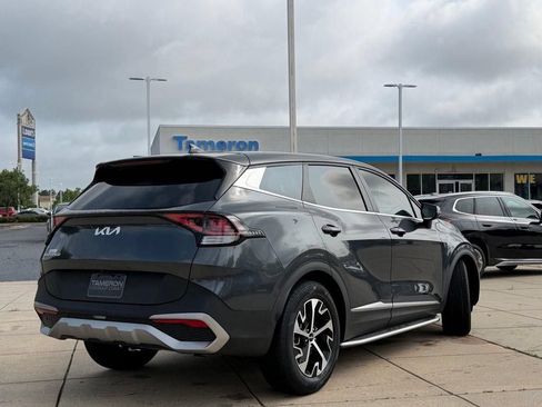 Used 2023 Kia Sportage EX FWD image 5