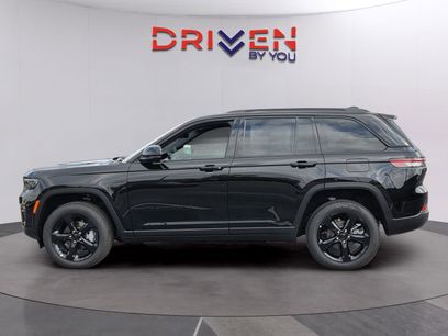 New 2025 Jeep Grand Cherokee Limited w/ Luxury Tech Group II