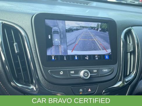Certified 2022 Chevrolet Equinox RS w/ Infotainment Package AWD/4WD image 15