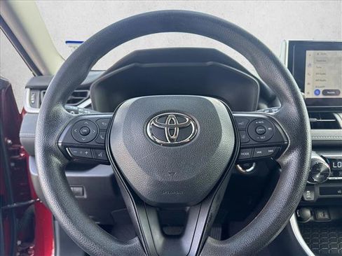 Used 2025 Toyota RAV4 XLE FWD image 13