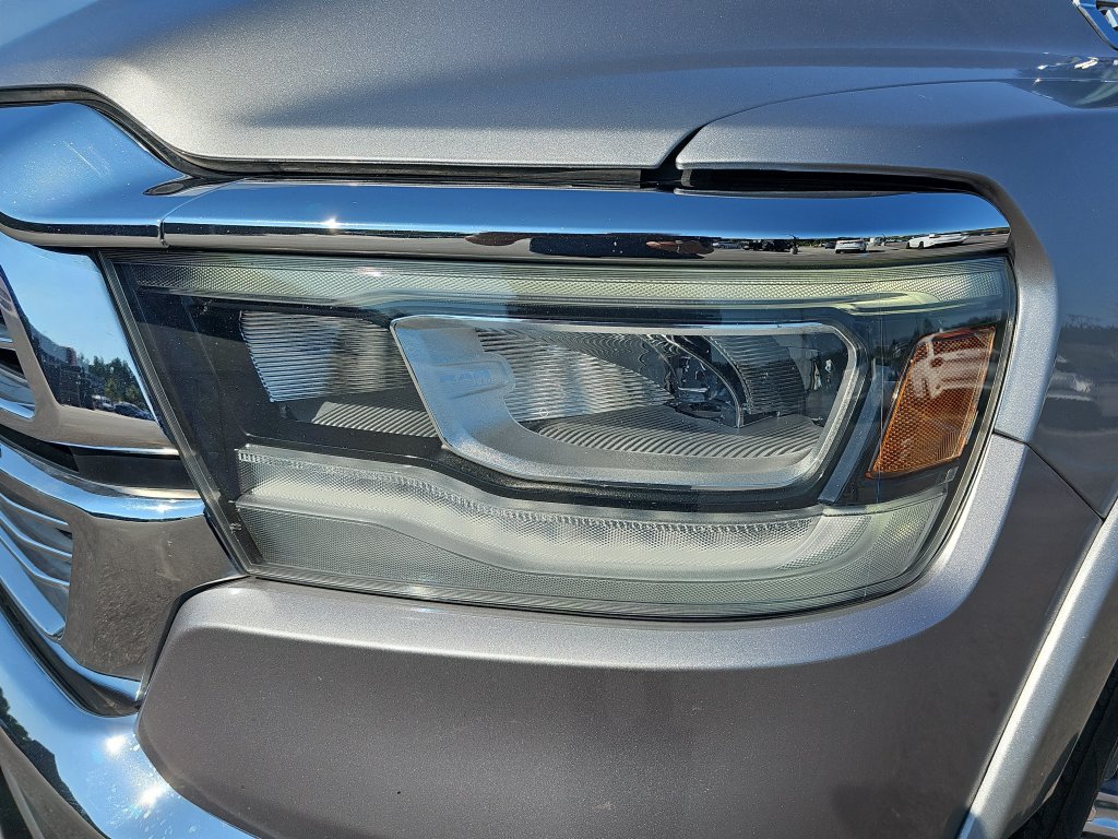 Used 2022 RAM 1500 Laramie AWD/4WD image 31