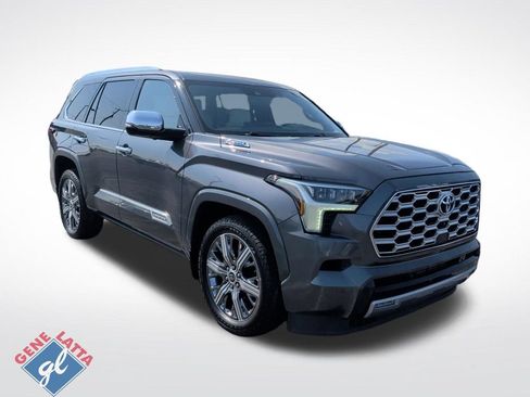 Used 2023 Toyota Sequoia Capstone AWD/4WD image 1