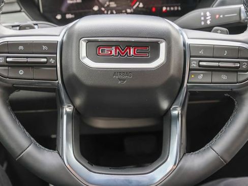 Used 2025 GMC Acadia Elevation FWD image 25