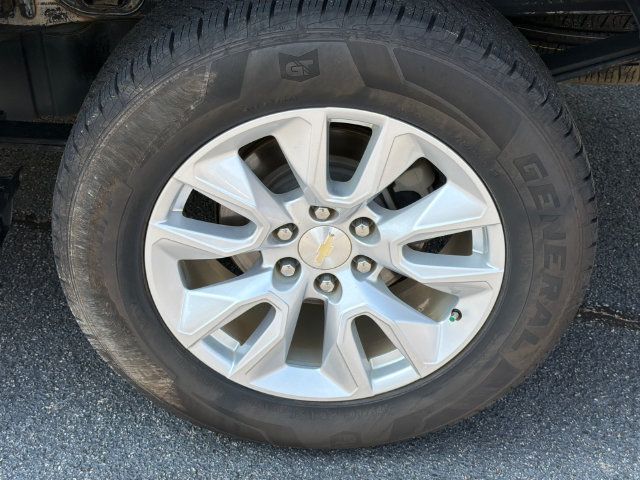 Used 2020 Chevrolet Silverado 1500 Custom w/ Custom Value Package RWD image 21