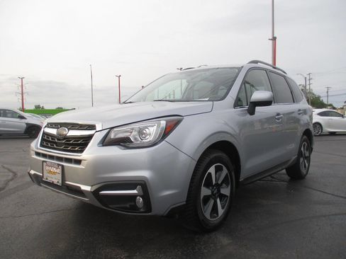 Used 2018 Subaru Forester 2.5i Limited AWD/4WD image 1