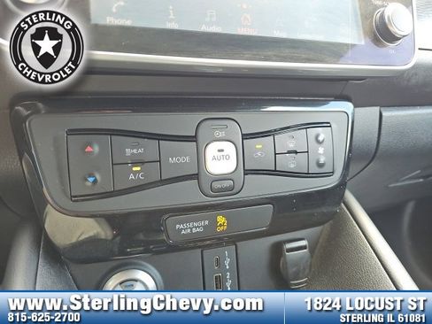 Used 2020 Nissan Leaf SV w/ Protection Package image 13