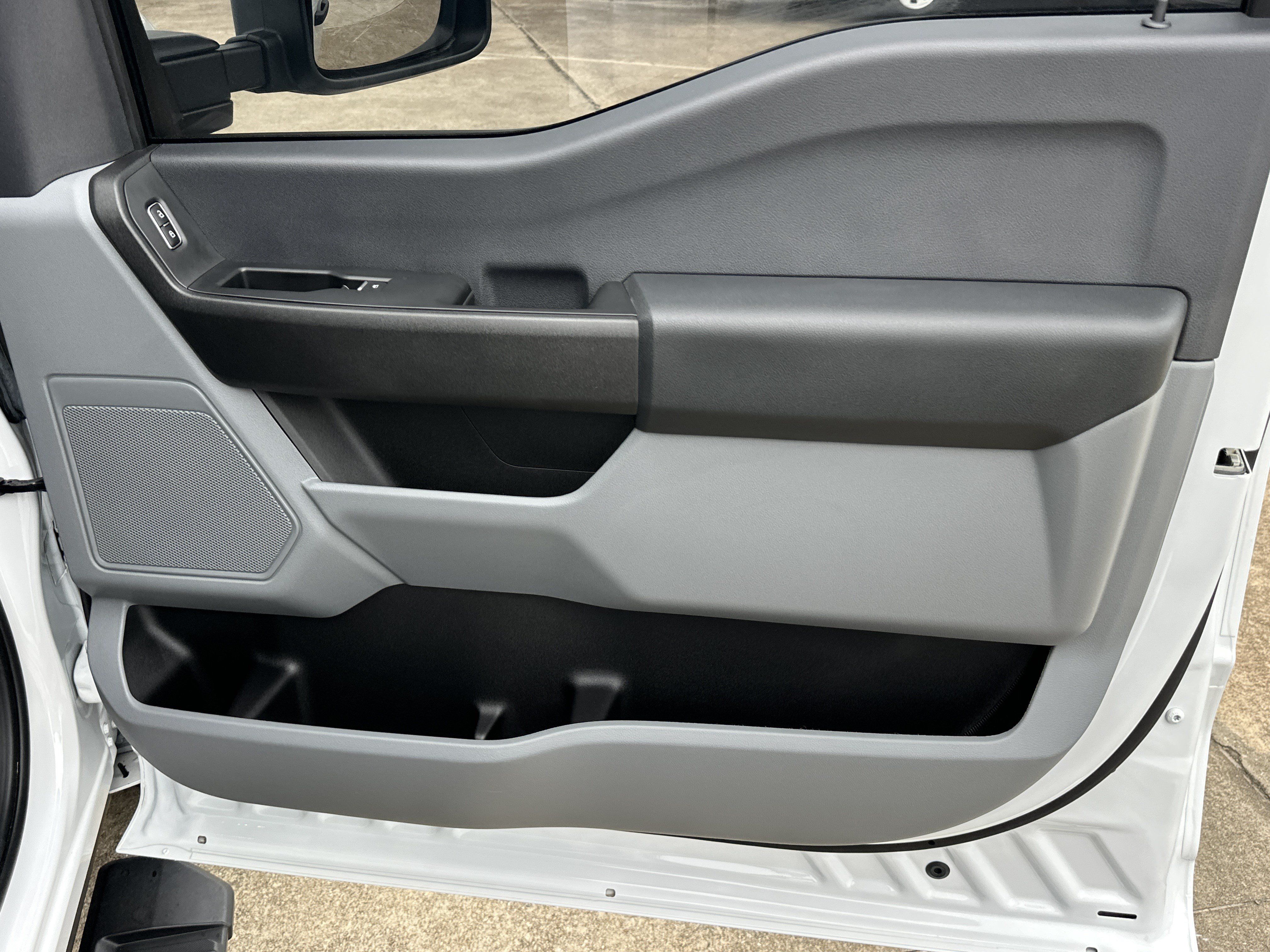 Used 2023 Ford F250 XL RWD image 16