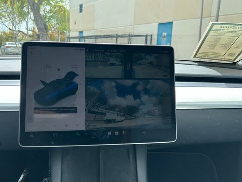 Used 2023 Tesla Model Y Performance image 20