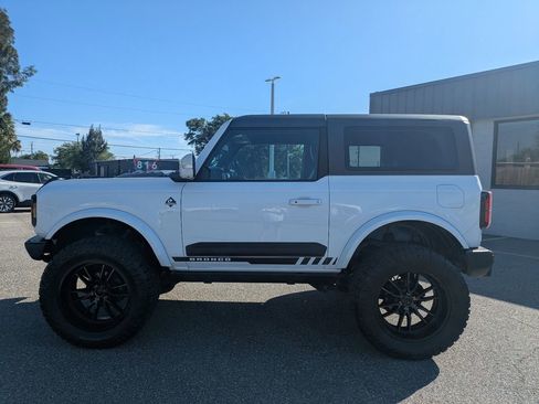 Used 2022 Ford Bronco Outer Banks AWD/4WD image 9