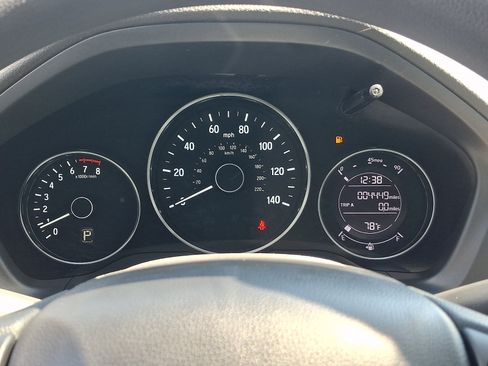 Used 2021 Honda HR-V LX image 21