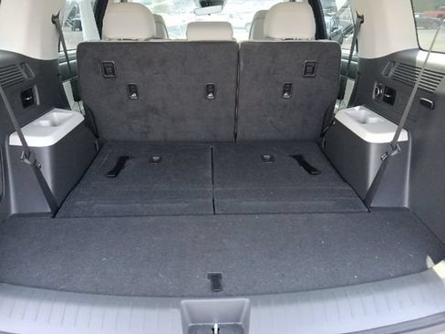 Used 2025 Hyundai Santa Fe SEL FWD image 29